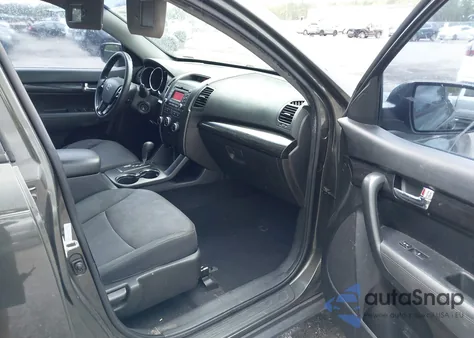 2012 Kia Sorento Lx из США, поврежденный, VIN 5XYKT3A16CG292583